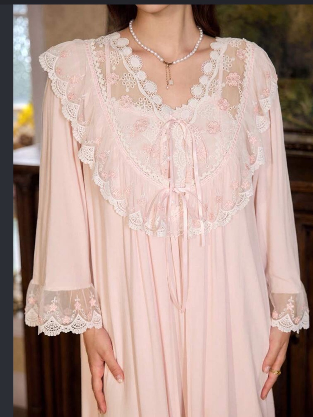 Vintage Pink Chemise with Cream Lace Trim - Picture 8 of 8